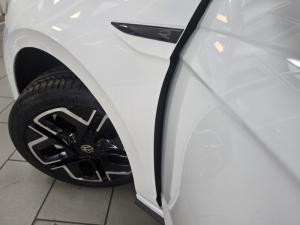 Volkswagen Polo hatch 1.0TSI R-Line - Image 3