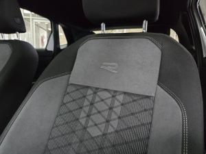 Volkswagen Polo hatch 1.0TSI R-Line - Image 9