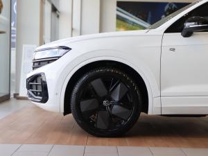 Volkswagen Touareg V6 TDI R-Line Final Edition - Image 6