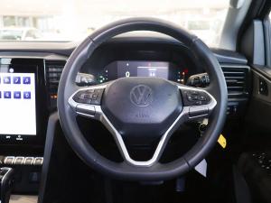 Volkswagen Amarok 2.0TDI double cab Life auto - Image 18
