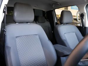 Volkswagen Amarok 2.0TDI double cab Life auto - Image 22