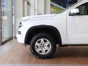 Volkswagen Amarok 2.0TDI double cab Life auto - Image 5