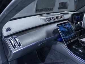 Mercedes-Benz S-Class S500 L 4Matic - Image 13