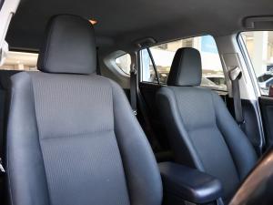 Toyota RAV4 2.0 GX auto - Image 16