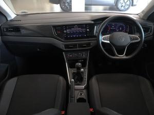 Volkswagen Polo hatch 1.0TSI Life manual - Image 12