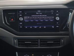 Volkswagen Polo hatch 1.0TSI Life manual - Image 23