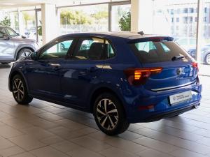 Volkswagen Polo hatch 1.0TSI Life manual - Image 8
