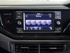 Volkswagen Polo hatch 1.0TSI Life manual - Image 24