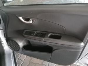 Honda BR-V 1.5 Trend - Image 30