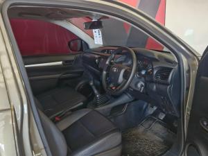 Toyota Hilux 2.4GD single cab S (aircon) - Image 11