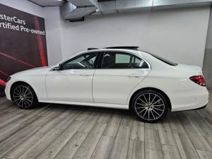 Mercedes-Benz E-Class E200 - Image 20