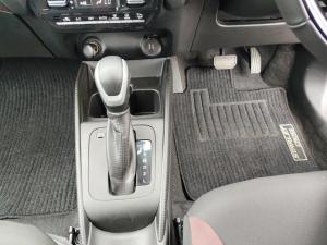 Toyota Starlet Cross 1.5 XS auto - Image 13