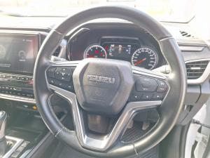 Isuzu D-Max 3.0TD Extended cab LSE 4x4 - Image 8