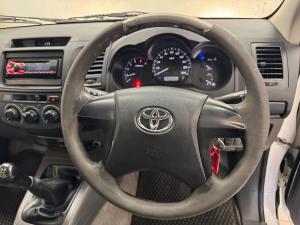 Toyota Hilux 2.5D-4D S - Image 8