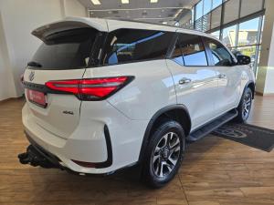 Toyota Fortuner 2.4GD-6 4x4 - Image 2