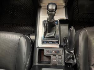 Toyota Land Cruiser Prado 2.8GD VX-L - Image 11