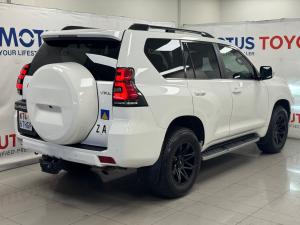 Toyota Land Cruiser Prado 2.8GD VX-L - Image 2