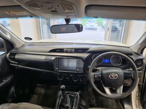 Toyota Hilux 2.4GD-6 SRX - Image 6