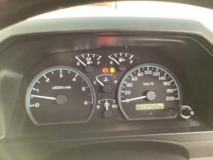 Toyota Land Cruiser 79 4.5D-4D LX V8 single cab - Image 9