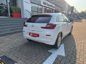 Toyota Starlet 1.5 Xi - Image 2