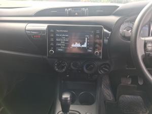 Toyota Hilux 2.4GD-6 double cab 4x4 Raider X auto - Image 15