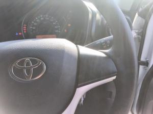 Toyota Vitz 1.0 - Image 10