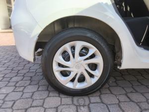 Toyota Vitz 1.0 - Image 23
