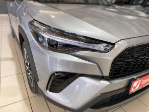 Toyota Corolla Cross 1.8 GR-S - Image 13