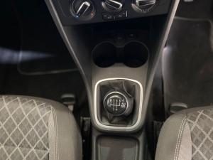 Volkswagen Polo Vivo 1.6 Style - Image 12