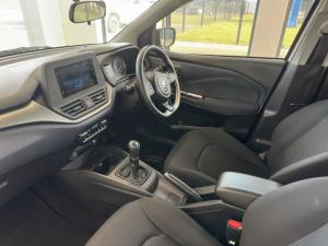 Suzuki Baleno 1.5 GL - Image 6