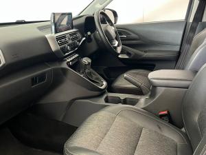 Peugeot Landtrek 1.9D AllureD/C automatic - Image 8