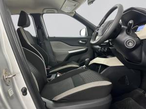 Nissan Magnite 1.0 Visia AMT - Image 14