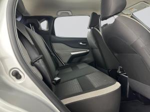 Nissan Magnite 1.0 Visia AMT - Image 16