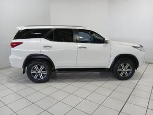 Toyota Fortuner 2.4GD-6 auto - Image 6