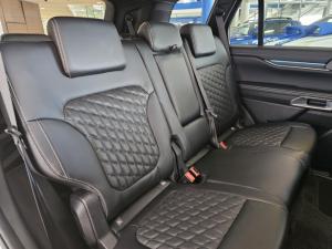 Ford Everest 3.0TD V6 4WD Platinum - Image 10
