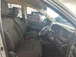 Suzuki Ertiga 1.5 GA - Image 8