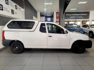 Nissan NP200 1.6i safety pack (aircon) - Image 2