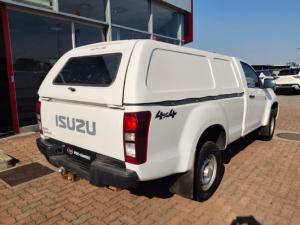Isuzu D-Max 250 4x4 Hi-Ride - Image 3