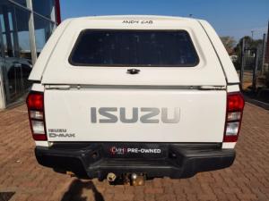 Isuzu D-Max 250 4x4 Hi-Ride - Image 4