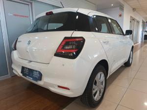 Suzuki Swift 1.2 GL+ auto - Image 3