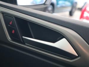 Volkswagen Polo hatch 1.0TSI Comfortline - Image 24