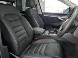 Volkswagen Touareg V6 TDI Elegance - Image 14