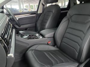 Volkswagen Touareg V6 TDI Elegance - Image 16