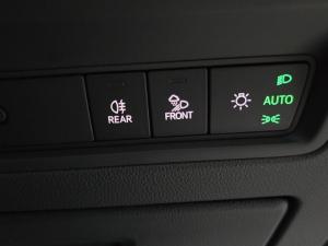 Volkswagen Touareg V6 TDI Elegance - Image 33
