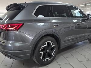 Volkswagen Touareg V6 TDI Elegance - Image 5