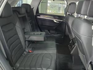 Volkswagen Touareg V6 TDI Elegance - Image 9