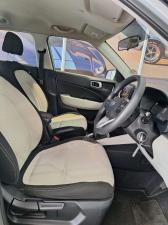 Hyundai Venue 1.2 Premium - Image 8