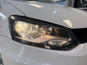 Volkswagen Polo sedan 1.4 Trendline - Image 4