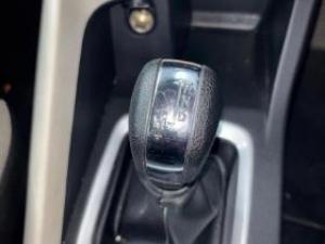 Nissan Magnite 1.0 Visia auto - Image 16