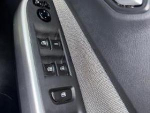 Nissan Magnite 1.0 Visia auto - Image 17
